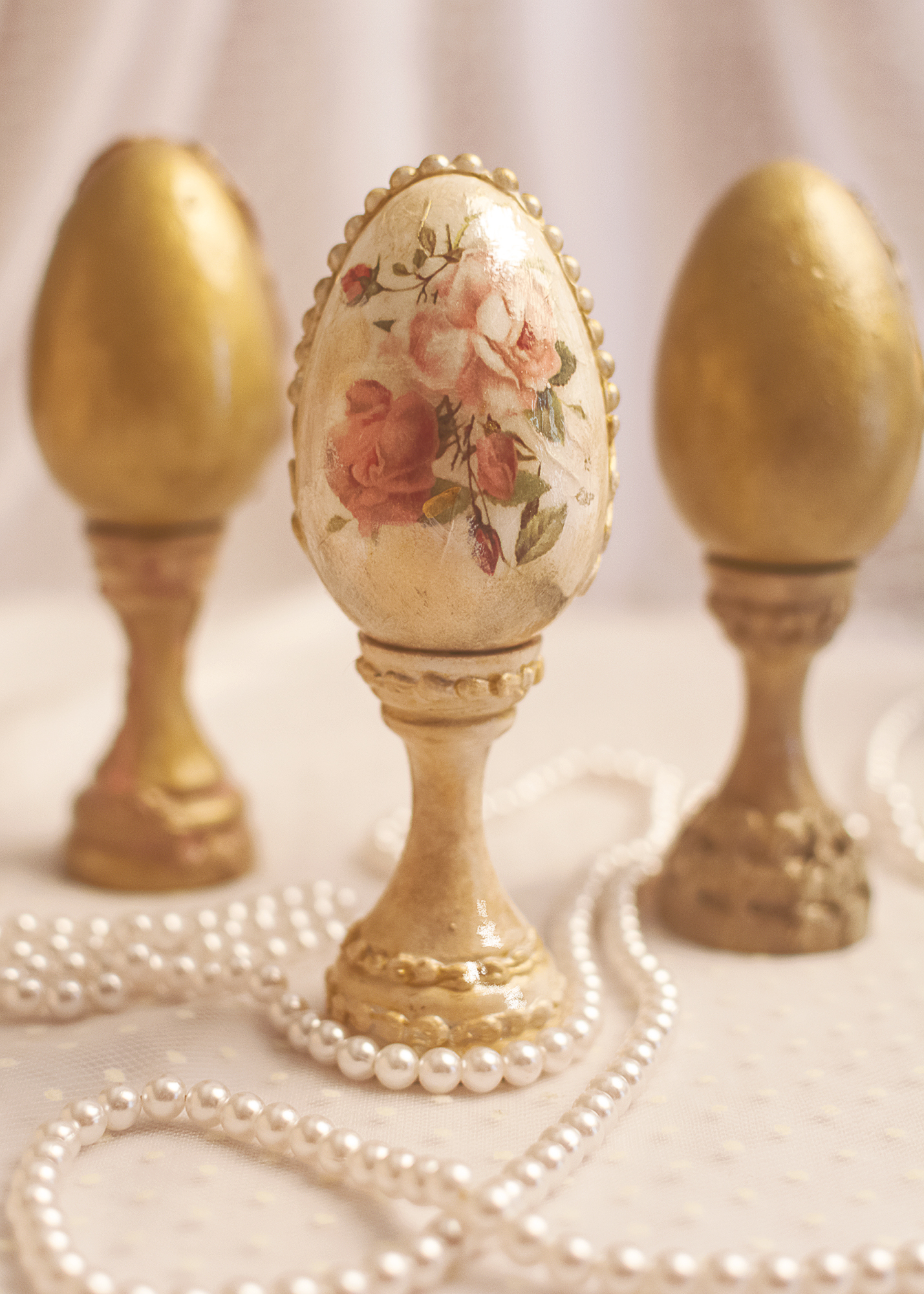 Oua Decorative Pentru Masa De Paste, Cu Suport, Model Floral